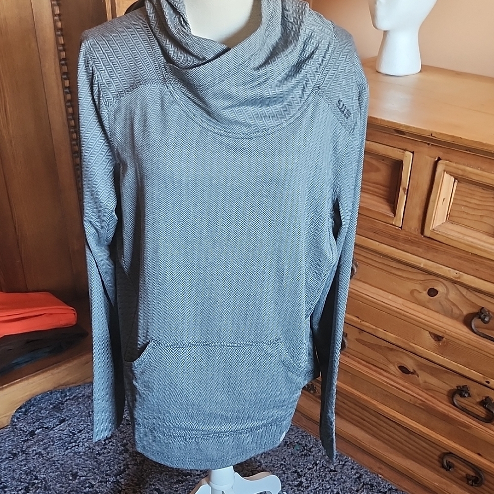 Women's Gray Sweater